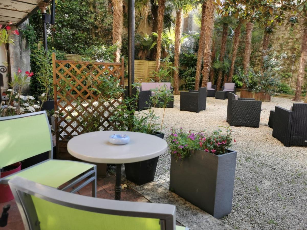 Le St Vincent Hotel Roquefort  Exterior foto