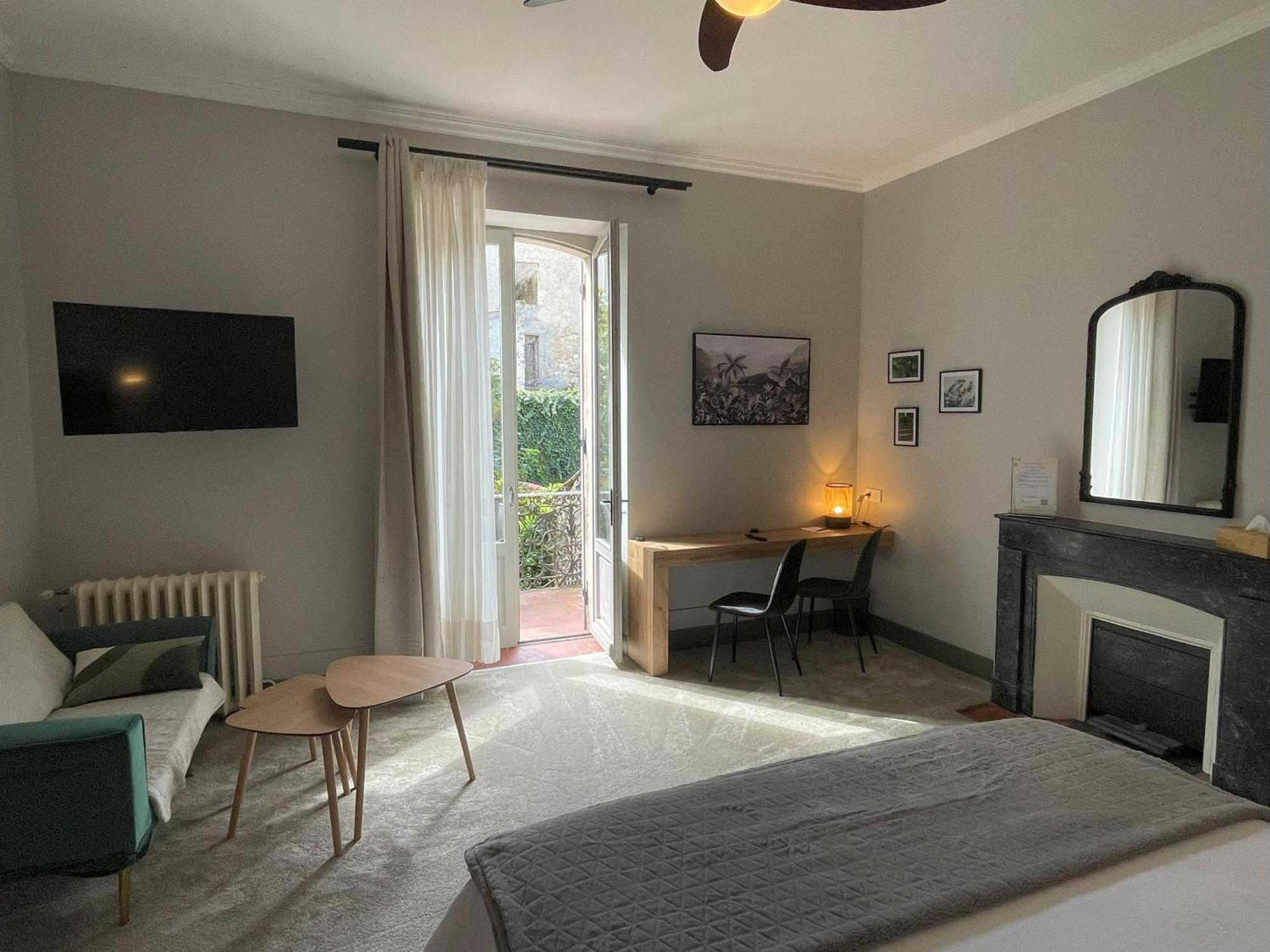 Le St Vincent Hotel Roquefort  Exterior foto