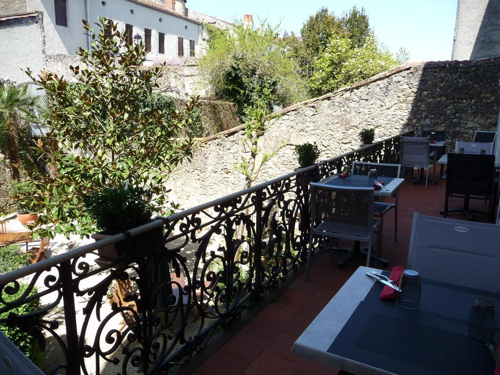 Le St Vincent Hotel Roquefort  Exterior foto